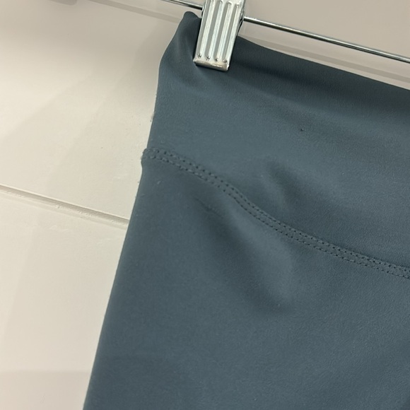 Aeropostale active crossover blue flare leggings - Picture 3 of 6